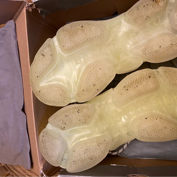 Women shoes size 9 slightly worn - Picture 2 of 4